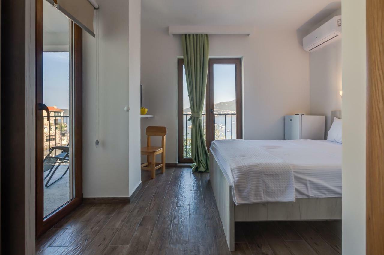 Mima Apartments Sveti Stefan Exterior photo